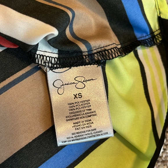 Jessica Simpson stripped silky tank top - Picture 8 of 8